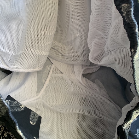 Goodthreads Navy Blue Feather print Men’s swim trunks‎ size M NWT - Picture 6 of 13